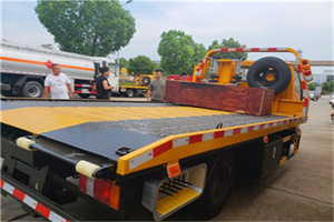 嵩县附近拖车电话号码服务